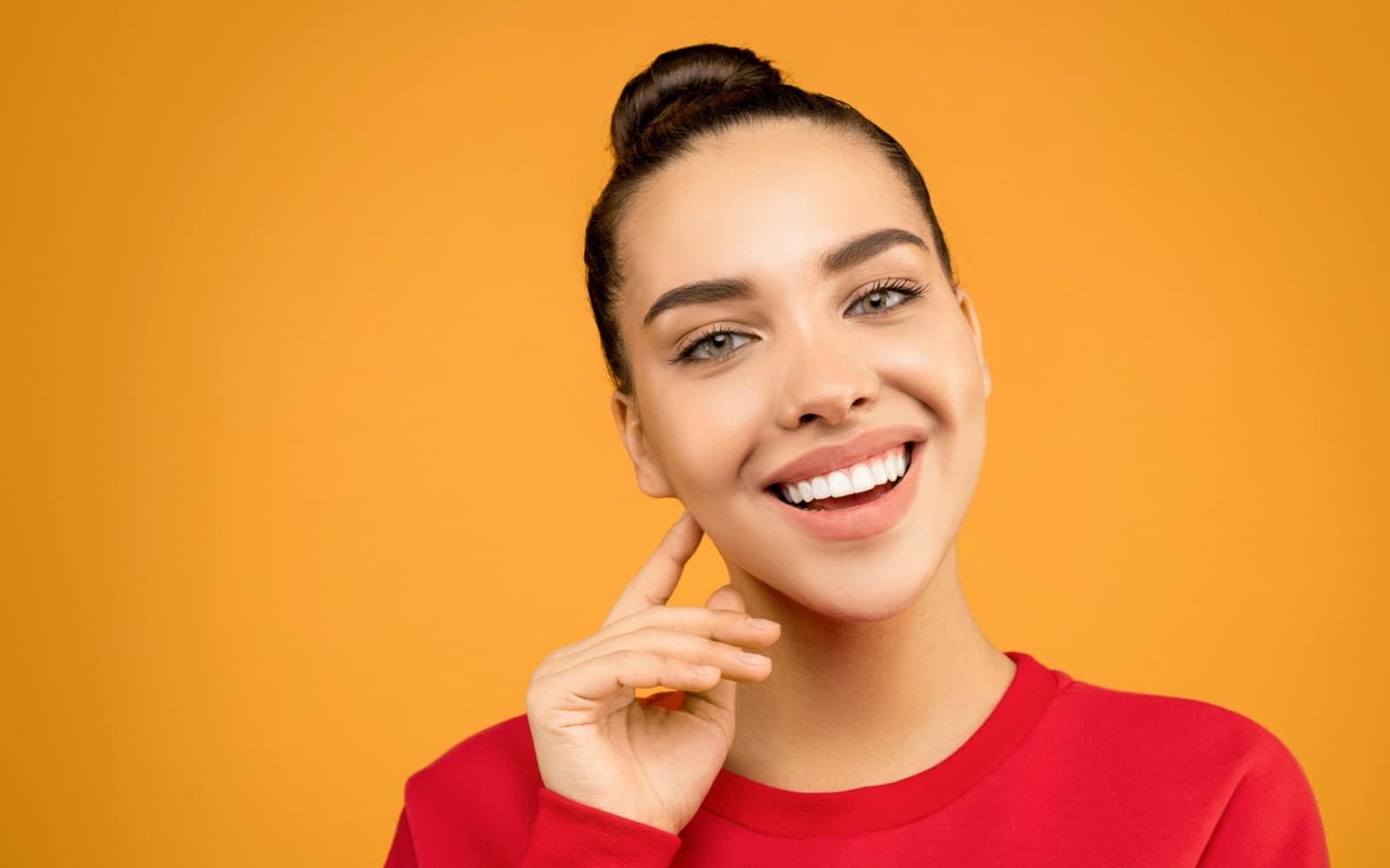 Confident smile · clear-aligner result